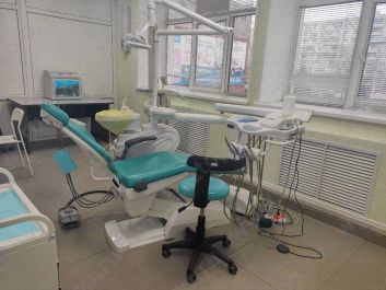 Стоматологическая клиника ЮЛИДЕНТ на Строителей